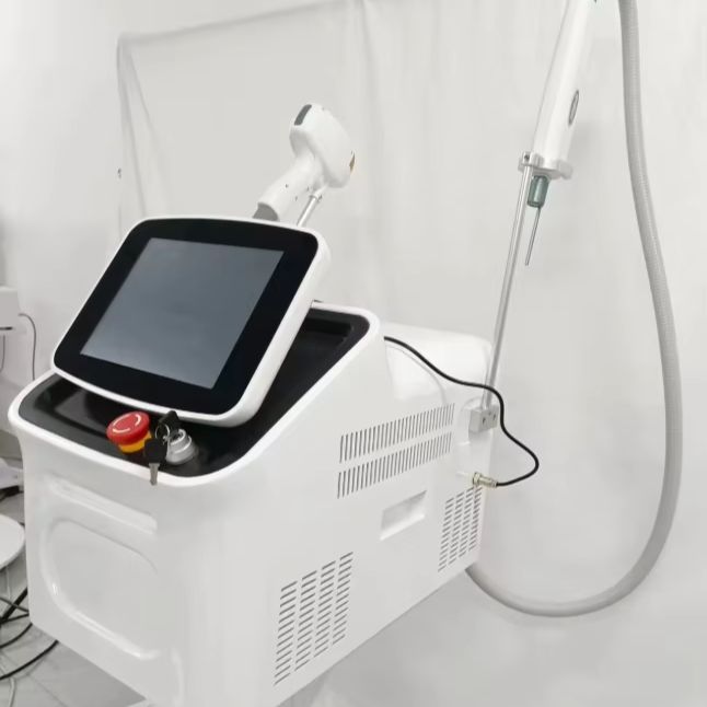 Máquina de Laser de Diodo 2 em - Diode Laser Hair Removal 808Nm 755Nm 1064Nm avaliação e preço